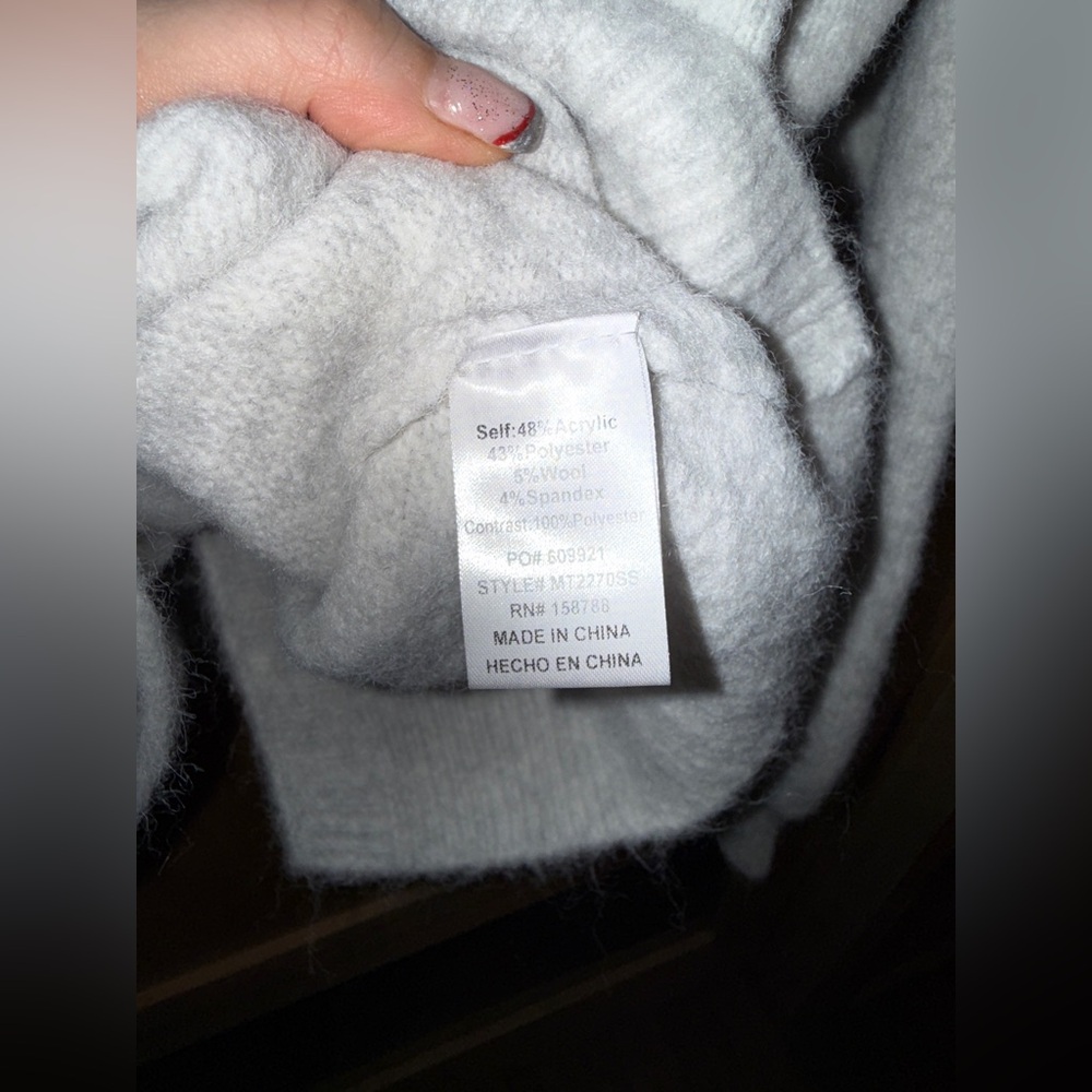 Nwt Maple Back Bow Detail Open Slit Knit Pullover Sweater Size Med - Picture 3 of 4